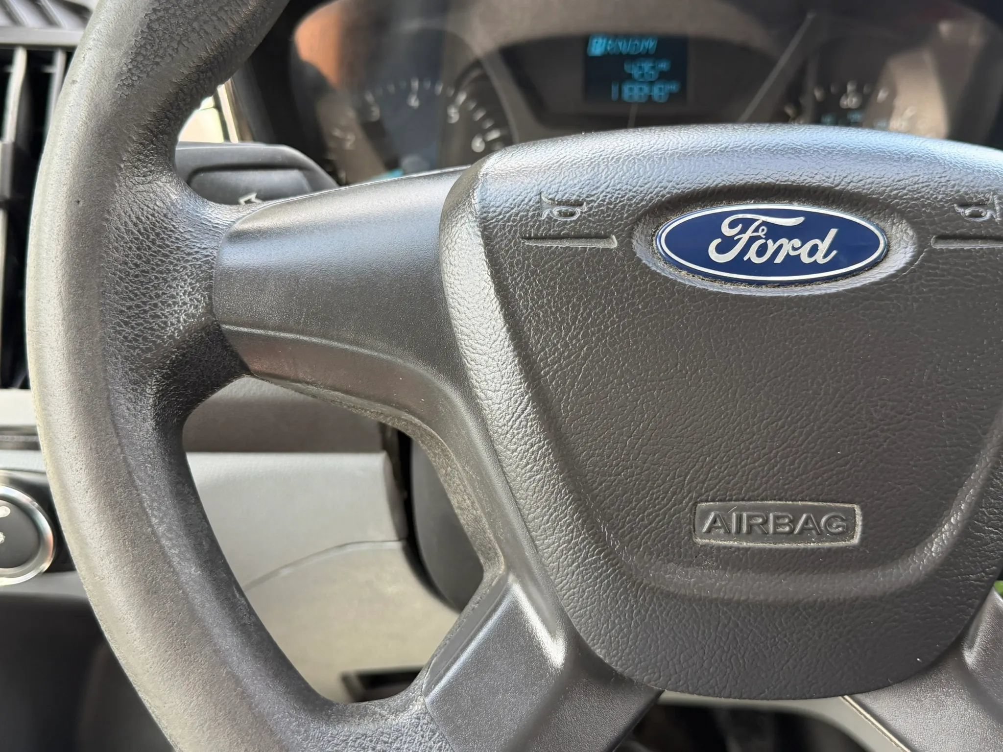 Used 2019 Ford Transit 150 148 Medium Roof RWD image 21
