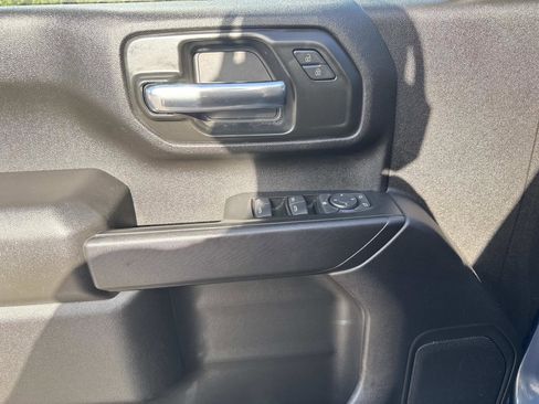 Used 2024 Chevrolet Silverado 2500 Custom w/ Custom Convenience Package image 19