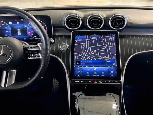 Used 2024 Mercedes-Benz C 300 Sedan image 7