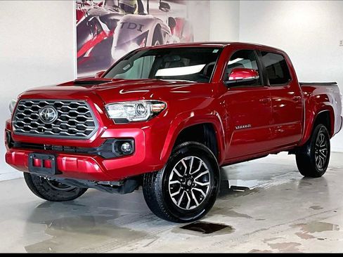 Used 2020 Toyota Tacoma TRD Sport image 1
