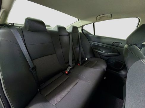 Used 2025 Nissan Altima 2.5 SV FWD image 29
