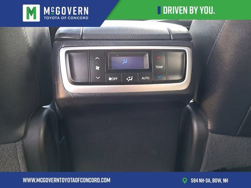 Used 2016 Toyota Highlander Limited AWD/4WD image 20