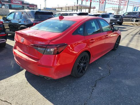 Used 2025 Honda Civic Sport image 4