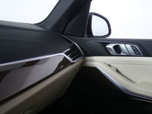 Used 2022 BMW X5 sDrive40i RWD image 26
