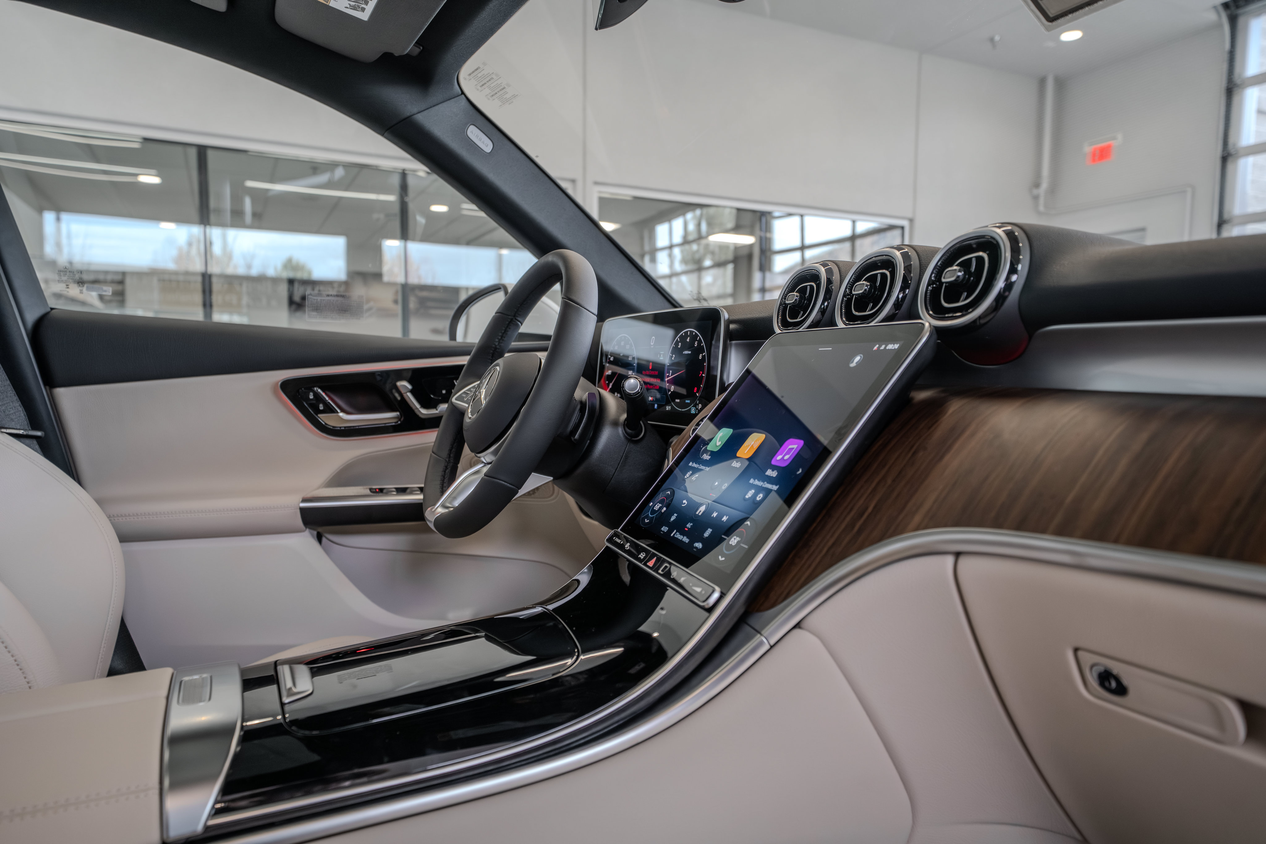 Certified 2026 Mercedes-Benz GLC 300 4MATIC image 18