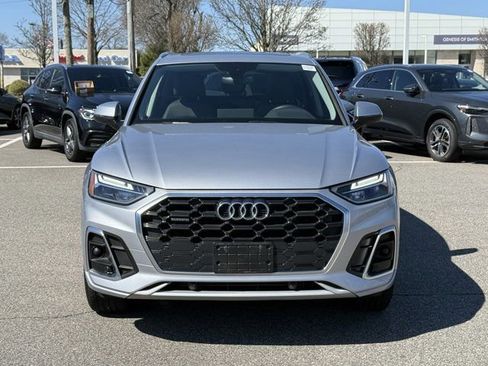 Certified 2023 Audi Q5 2.0T Premium w/ Convenience Package AWD/4WD image 2