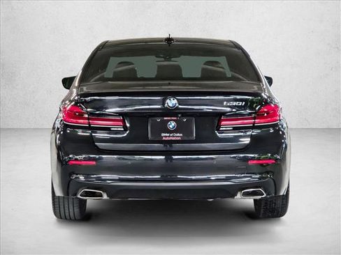 Certified 2023 BMW 530i w/ Premium Package RWD image 7