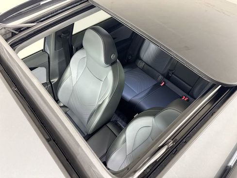 New 2026 Volkswagen Tiguan SE R-Line image 21