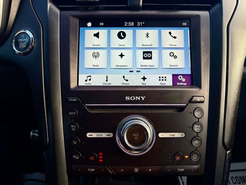 Used 2017 Ford Fusion Titanium image 29