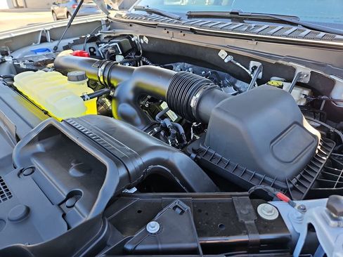 New 2025 Ford Expedition Active image 15