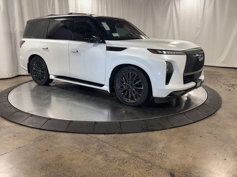 Used 2025 INFINITI QX80 Autograph w/ Premium Cargo Package image 6