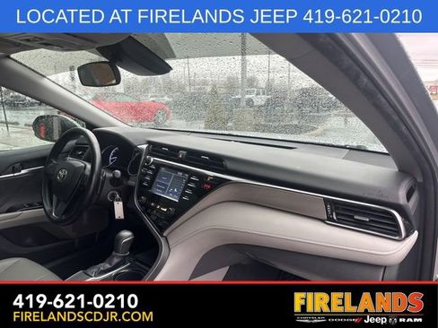 Used 2019 Toyota Camry SE image 15