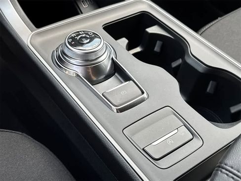 New 2024 Ford Edge SE image 29