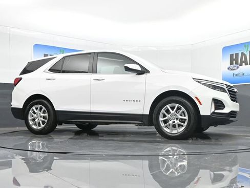Used 2024 Chevrolet Equinox LT image 24