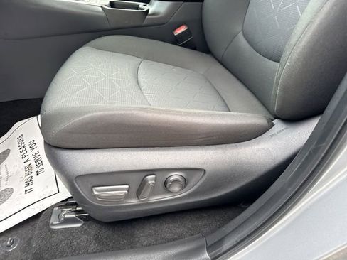 Used 2025 Toyota RAV4 XLE image 13