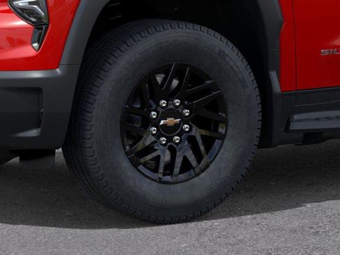 New 2026 Chevrolet Silverado EV LT image 10