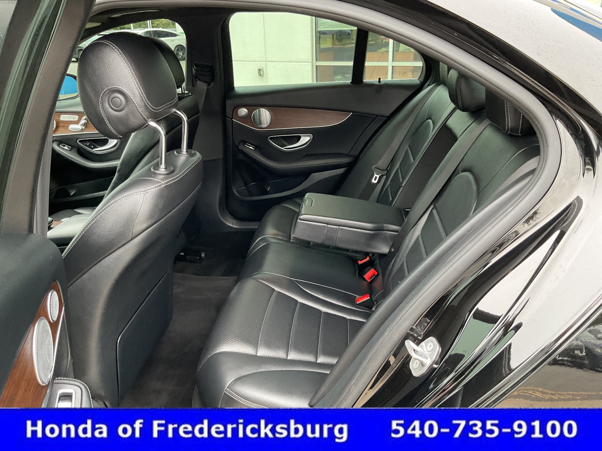 Used 2020 Mercedes-Benz C 300 4MATIC Sedan image 23