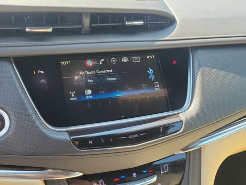 Used 2019 Cadillac XT5 Premium Luxury FWD image 28