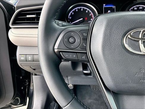 Used 2024 Toyota Camry SE w/ Convenience Package FWD image 20