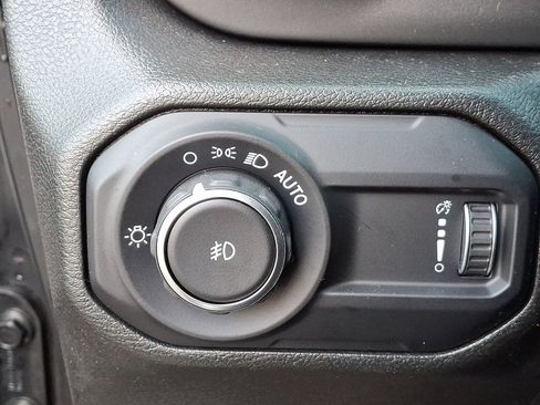 Certified 2023 Jeep Wrangler Unlimited Sport AWD/4WD image 26