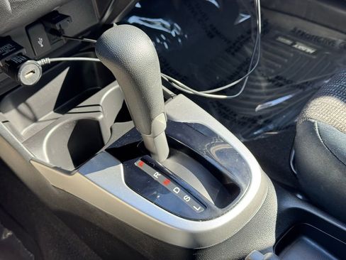 Used 2017 Honda Fit LX image 25