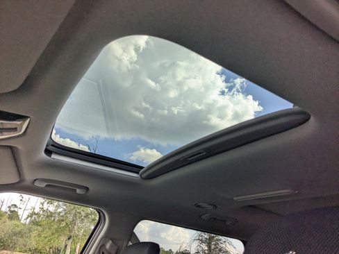 New 2026 Kia EV9 Wind image 24