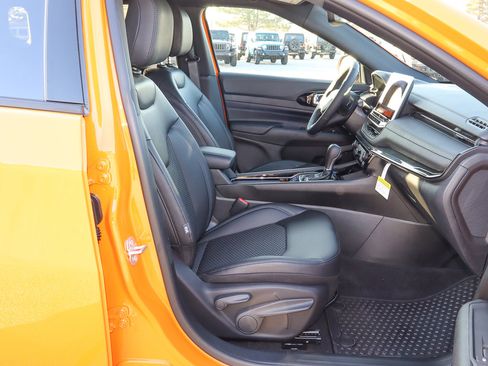 New 2026 Jeep Compass Latitude image 22