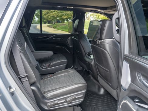 Used 2023 Cadillac Escalade V AWD/4WD image 22