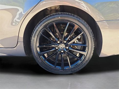 Used 2023 Toyota Camry XSE image 12