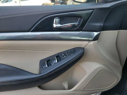Used 2020 Nissan Maxima 3.5 SL w/ Floor Mat Group FWD image 23