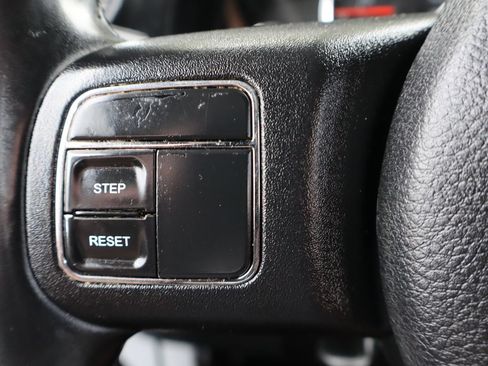 Used 2013 Jeep Wrangler Unlimited Sahara AWD/4WD image 29