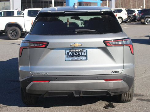 New 2026 Chevrolet Equinox LT image 6