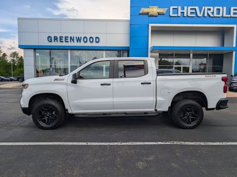 Used 2023 Chevrolet Silverado 1500 LT Trail Boss w/ Protection Package AWD/4WD image 2
