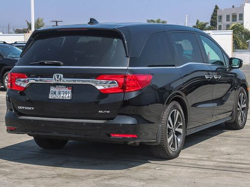 Used 2018 Honda Odyssey Elite image 14