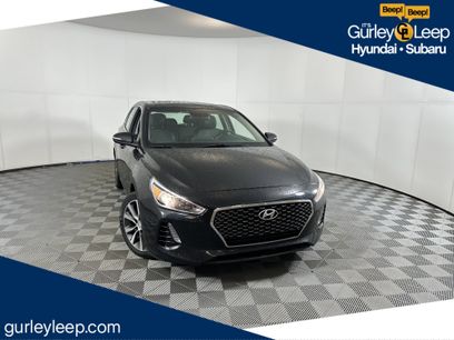 Used 2019 Hyundai Elantra GT w/ Style Package 02