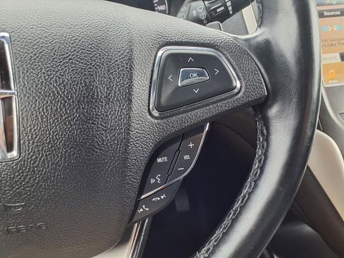 Used 2019 Lincoln MKC Reserve w/ MKC Climate Package image 18