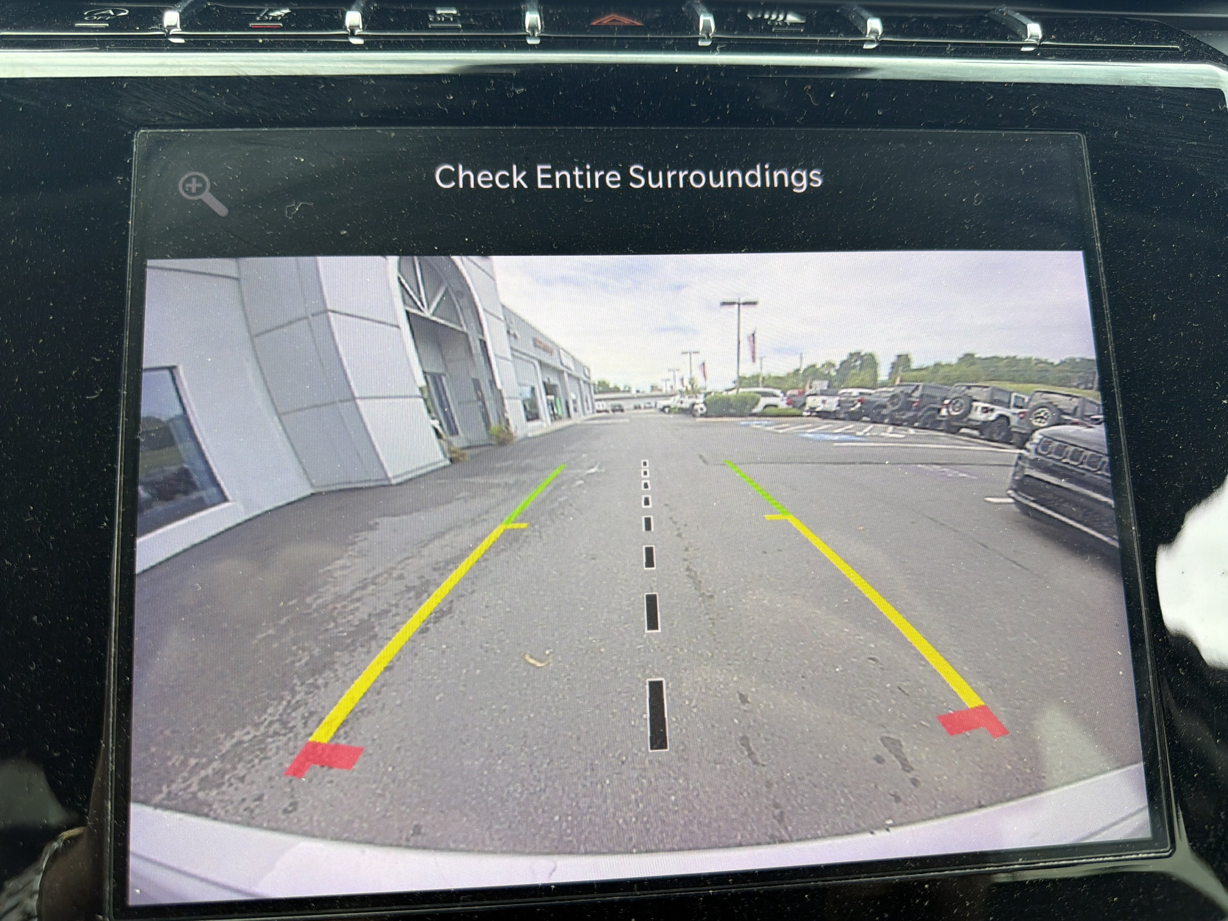 Used 2022 Jeep Grand Cherokee Limited AWD/4WD image 24