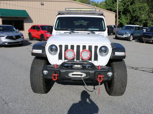 Used 2019 Jeep Wrangler Unlimited Sport S AWD/4WD image 9