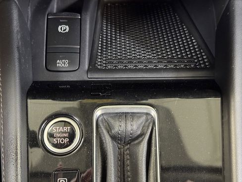 Used 2024 Nissan Kicks SV image 32