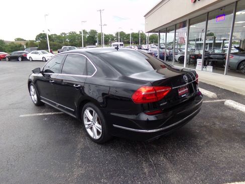 Used 2016 Volkswagen Passat 1.8T S FWD image 48