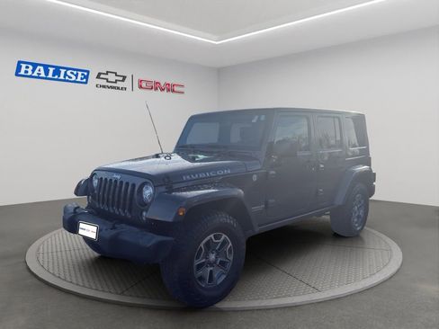 Used 2017 Jeep Wrangler Unlimited Rubicon w/ Cold Weather Group image 2