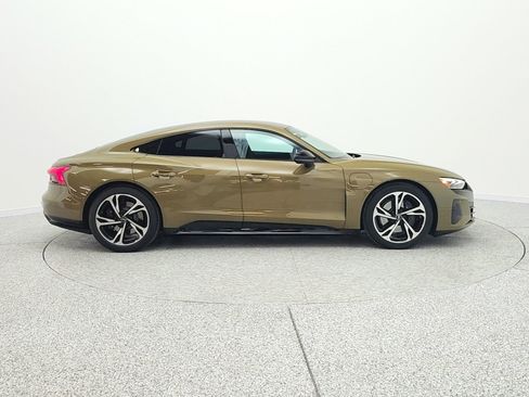Used 2024 Audi e-tron GT Premium Plus image 5