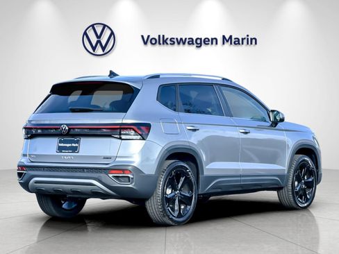 New 2026 Volkswagen Taos SEL AWD/4WD image 5