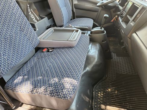 New 2024 Chevrolet Low Cab Forward image 17