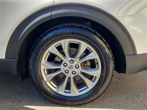 Used 2021 Ford Explorer XLT w/ Equipment Group 202A image 33