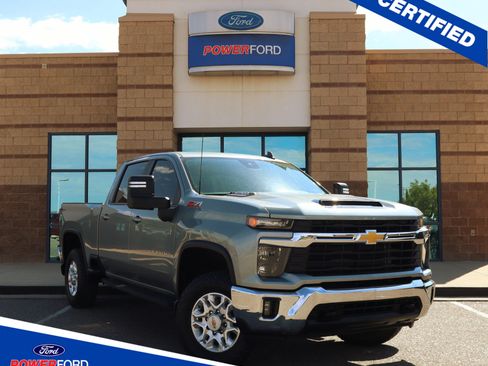 Used 2024 Chevrolet Silverado 2500 LT AWD/4WD image 1