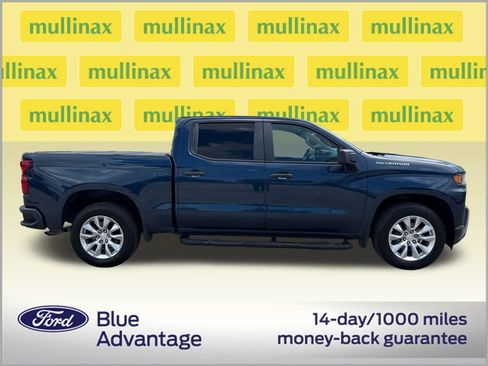 Used 2021 Chevrolet Silverado 1500 Custom w/ Safety Confidence Package RWD image 2