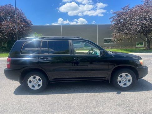 Used 2006 Toyota Highlander 2WD image 2