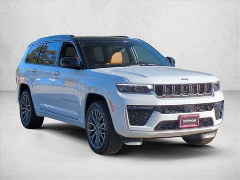 New 2026 Jeep Grand Cherokee L Summit image 7