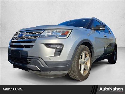 Used 2018 Ford Explorer XLT w/ Equipment Group 202A image 1